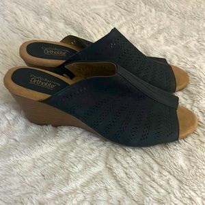 Women 9 medium cantana black wedge sandal